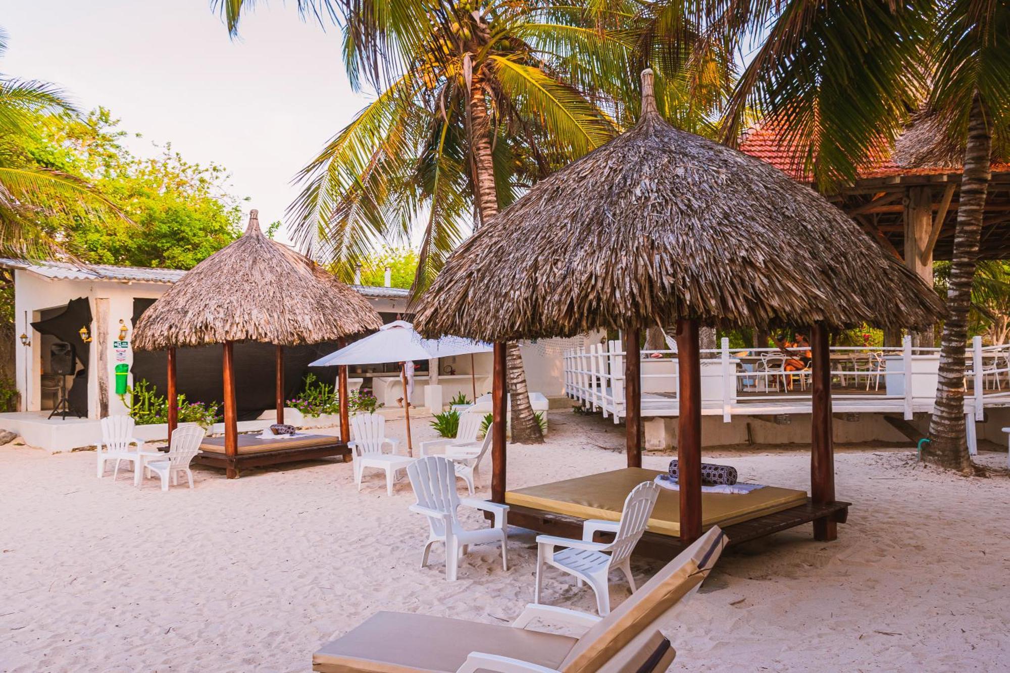 Marine Beach Club & Hotel By Tequendama Tierra Bomba Buitenkant foto