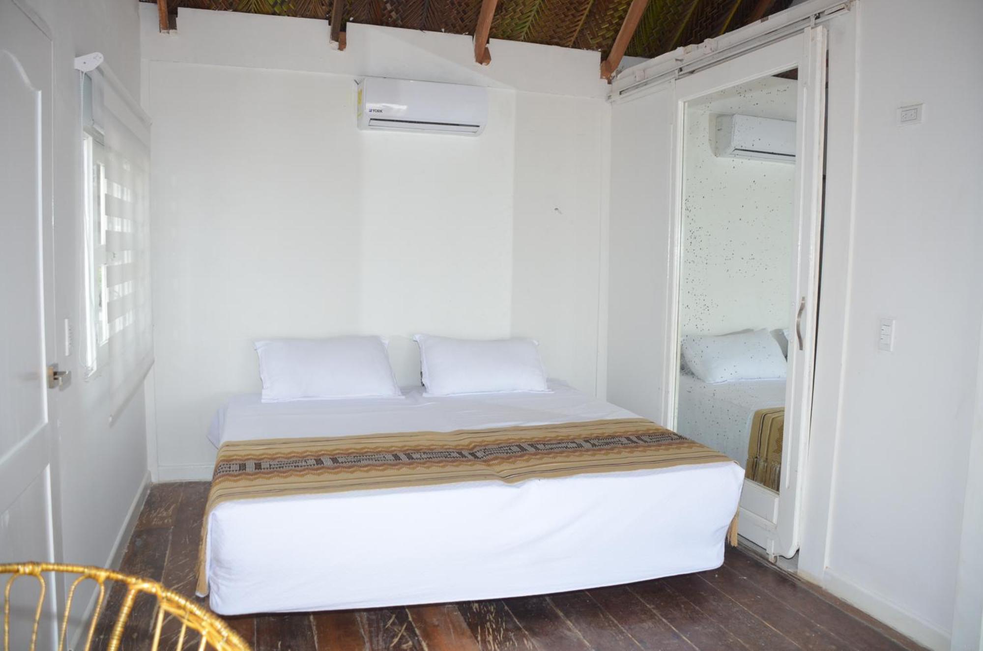 Marine Beach Club & Hotel By Tequendama Tierra Bomba Buitenkant foto